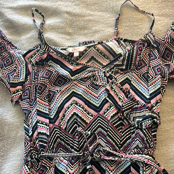 Stylish Geometric Dress - Pink, Blue, Black - Picture 4 of 4